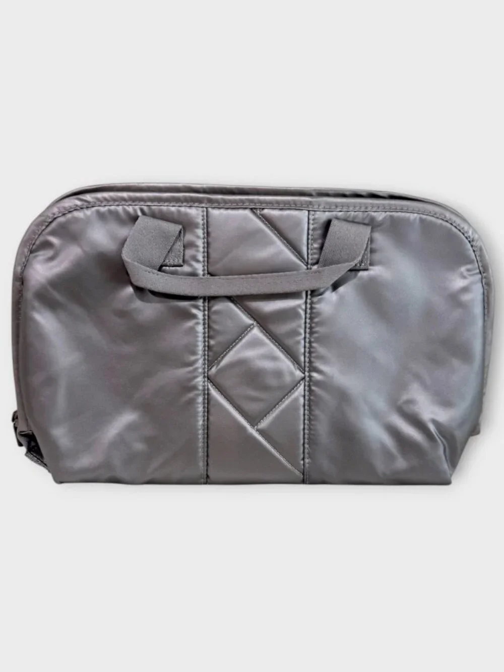New! LUG - Flash SE Cosmetic Case in Metallic Pearl
